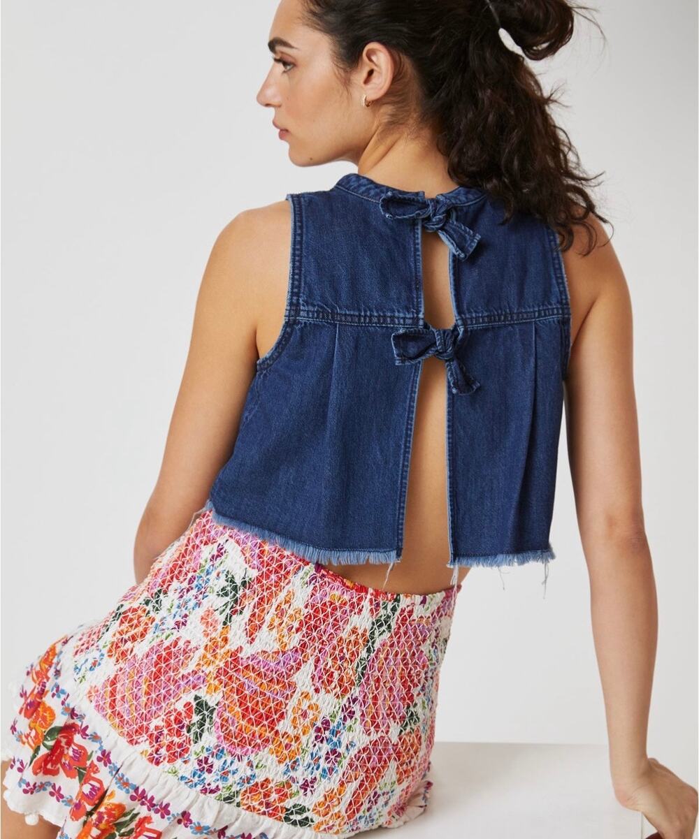 Pilcro Anthropologie Denim Tie Back Crop Top Medium Blue Raw Hem Sleeveless M